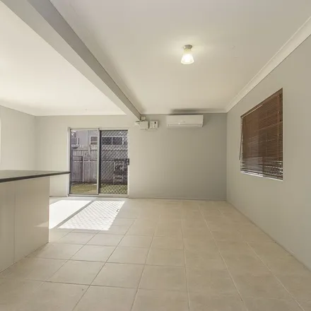 Rent this 5 bed apartment on Ash Street in Kirwan QLD 4817, Australia
