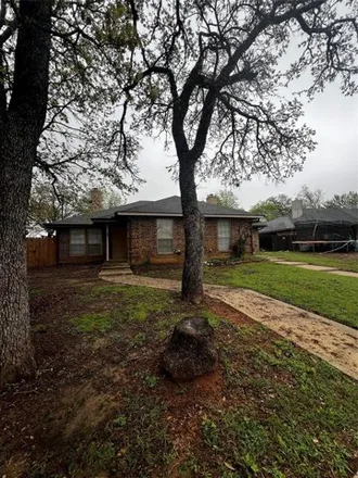 Rent this 2 bed house on 68 Shady Valley Court in Mansfield, TX 76063
