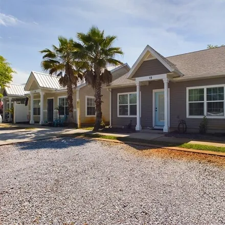 Image 3 - 1004 Steve's Lane, Mexico Beach, Bay County, FL 32456, USA - Townhouse for sale