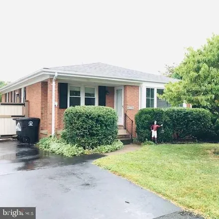 Rent this 3 bed house on 212 Catoctin Circle Northeast in Leesburg, VA 20176