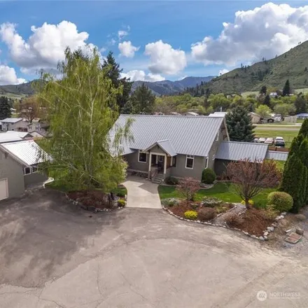 Buy this 5 bed house on 305 Garden Circle in Cashmere, Chelan County