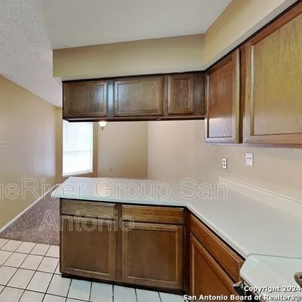 Image 4 - 4936 Ali Avenue, San Antonio, TX 78229, USA - House for rent