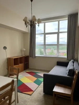 Image 2 - Leicester Place, Leeds, LS7 1LN, United Kingdom - Apartment for rent