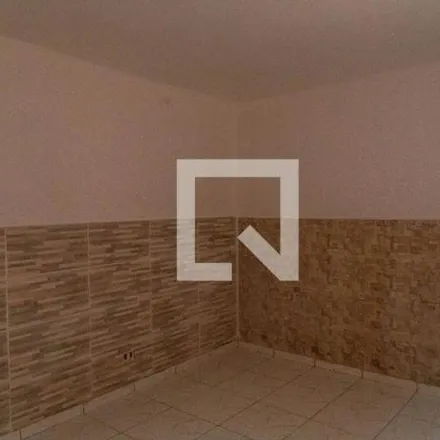 Rent this 1 bed house on Rua Campo Largo 403 in Água Rasa, São Paulo - SP