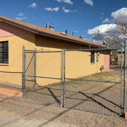 Image 3 - 465 H Avenue, Douglas, AZ 85607, USA - House for rent