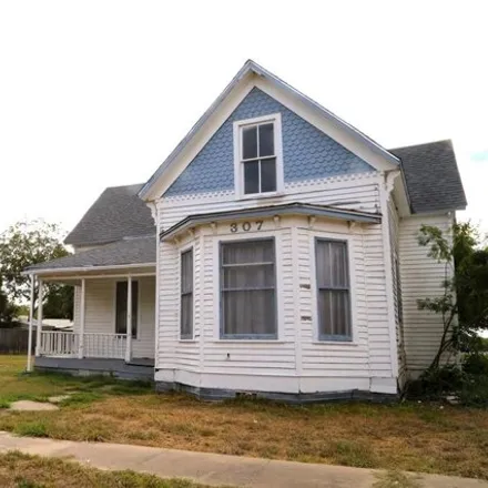 Buy this 3 bed house on 418 Nelson Street in Moulton, Lavaca County