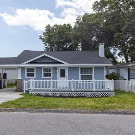 Buy this 3 bed house on 6928 Lynn Avenue in Tampa, FL 33604