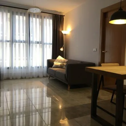 Rent this 3 bed apartment on Carrer del Serpis in 64, 46022 Valencia