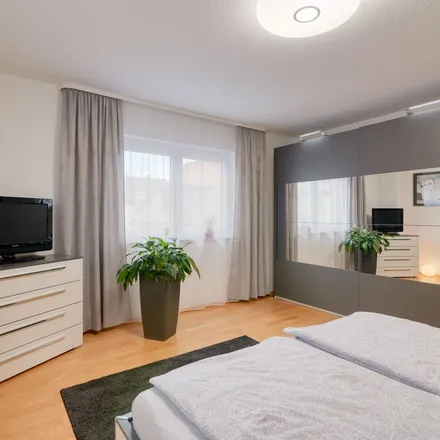 Image 1 - Am Dachsberg 49b, 60435 Frankfurt, Germany - Apartment for rent