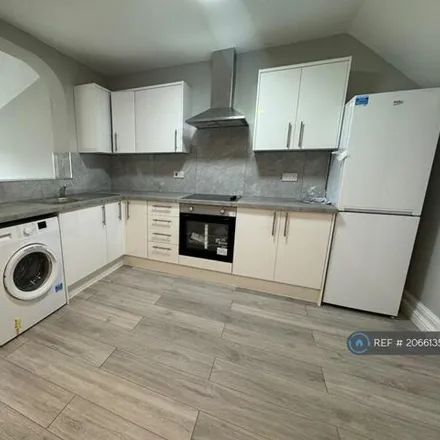 Rent this 4 bed house on Burnham Road in London, E4 8PE