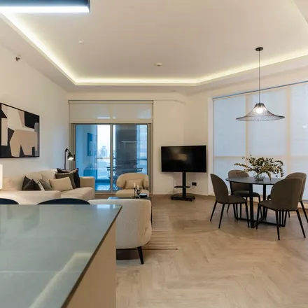 Rent this 2 bed apartment on Shooters Billiard Cafe in Al Marsa Street, Dubai Marina