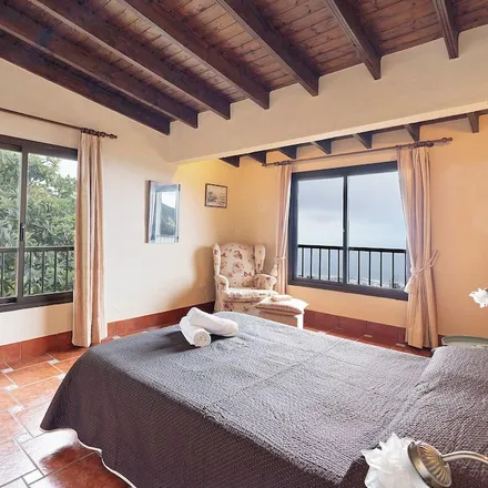 Rent this 2 bed house on El Mayorazgo in La Orotava, Santa Cruz de Tenerife