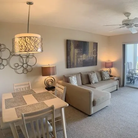 Image 7 - 498 Harbor Drive, Cape Canaveral, FL 32920, USA - Condo for sale