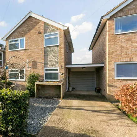 Buy this 3 bed house on Burroughs Crescent in Little Marlow, SL8 5NR