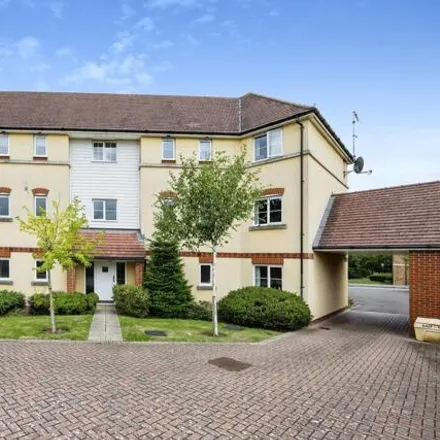 Image 1 - Bluebell Road, Cheeseman's Green, TN23 3GJ, United Kingdom - Apartment for sale