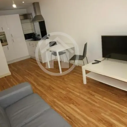 Image 2 - Holm Oak Park, Holywell, WD18 0XQ, United Kingdom - Apartment for rent