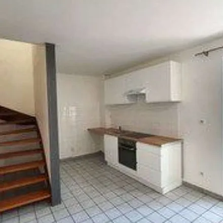 Image 7 - 3 Rue Jean Loiseau, 26250 Livron-sur-Drôme, France - Apartment for rent