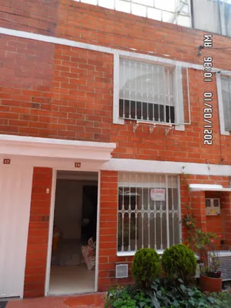 Buy this 3 bed house on Drougueria Copisalud in Calle 8A, Kennedy