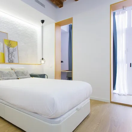 Rent this 2 bed apartment on Carrer de Llull in 101, 08005 Barcelona