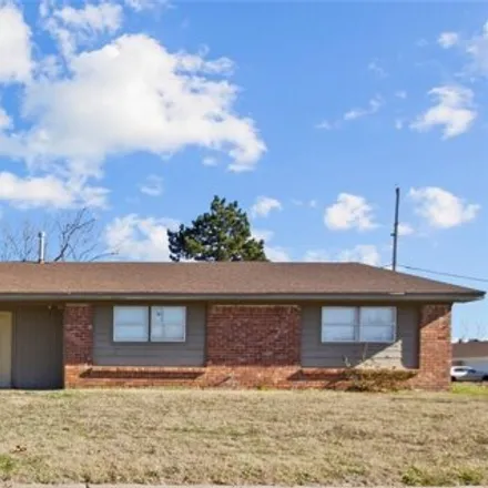 Buy this 4 bed house on 10622 North McKinley Avenue in Oklahoma City, OK 73114