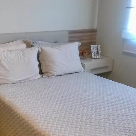 Rent this 3 bed apartment on Agência Vila Jardim in Avenida Saturnino de Brito, Vila Jardim