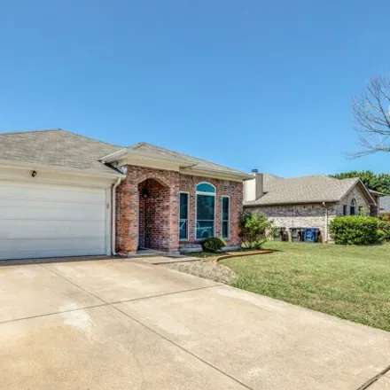 Image 2 - 3609 Garden Springs Dr, Fort Worth, Texas, 76123 - House for sale
