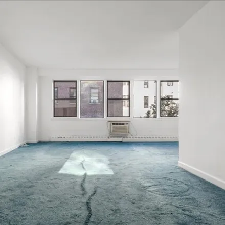 Buy this studio apartment on The Saxony in 87-15 165th Street, New York