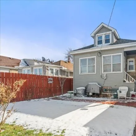 Image 4 - 3536 West 60th Street, Chicago, IL 60629, USA - House for sale