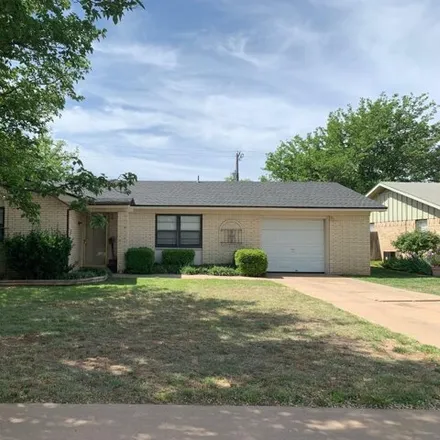 Rent this 3 bed house on 75513 10th Street in Lubbock, TX 79416