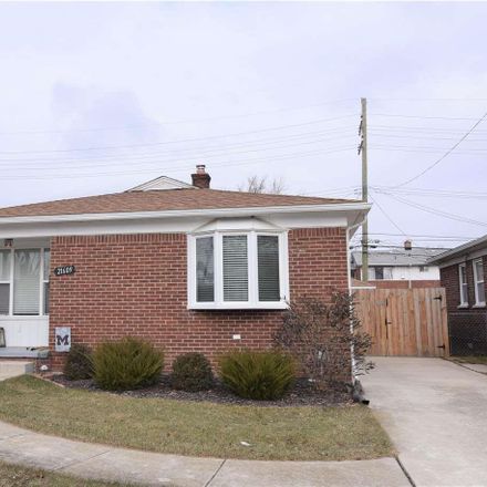 Rent this 3 bed house on Cedar St in Saint Clair Shores, MI