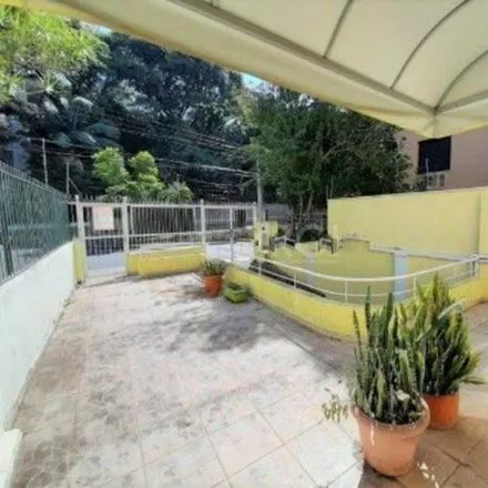 Buy this studio house on Rua Professor Álvaro Alvim 211 in Rio Branco, Porto Alegre - RS