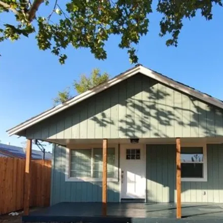 Buy this 2 bed house on 3865 20th Avenue in Sacramento, CA 95820