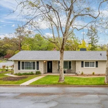 Buy this 3 bed house on 336 Fern Street in Roseville, CA 95678