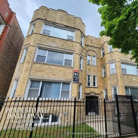 Image 1 - 7734-7736 South Kingston Avenue, Chicago, IL 60617, USA - House for sale