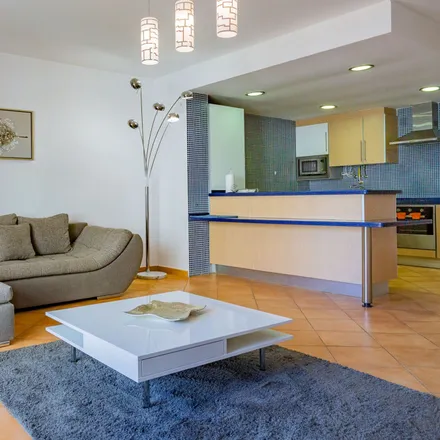 Image 7 - Vila Mourisca, 8400-450 Porches, Portugal - Apartment for rent