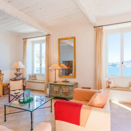 Rent this 3 bed apartment on 06230 Villefranche-sur-Mer