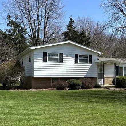 Buy this 3 bed house on 1107 Carlson Drive in Burton, MI 48509