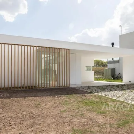 Rent this 3 bed house on unnamed road in Partido de Ezeiza, Tristán Suárez