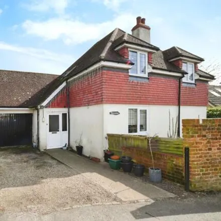 Buy this 4 bed house on Vicarage Lane in Thaxted, CM6 2QW