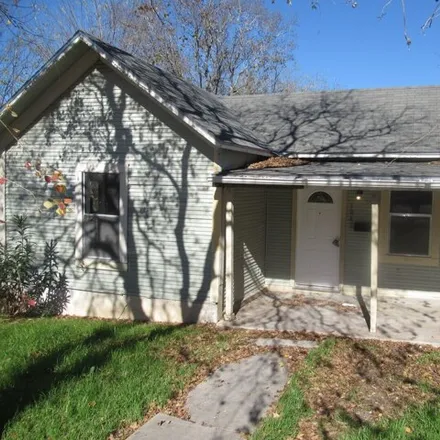 Buy this 3 bed house on 1883 Montana Street in San Antonio, TX 78203