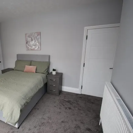 Rent this 1 bed room on Osborne Court in Calais Road, Burton-on-Trent
