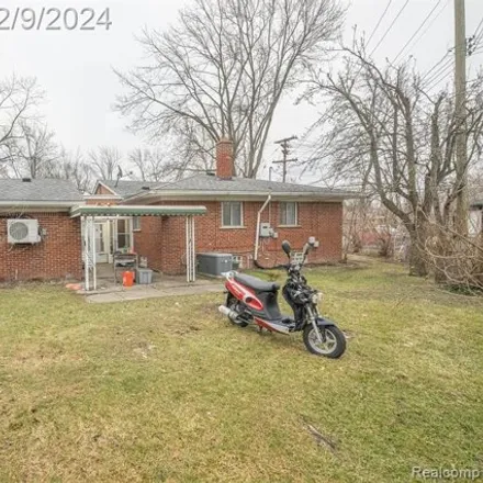 Image 6 - 6503 Rockland Street, Dearborn Heights, MI 48127, USA - House for sale