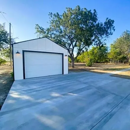Image 6 - Texas Guard Armory, 9314 Jack Finney Boulevard, Greenville, TX 75402, USA - House for sale