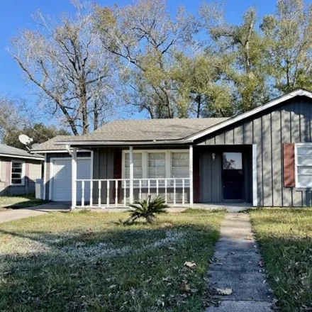 Rent this 3 bed house on 2304 Butler Road in Brownwood, Orange