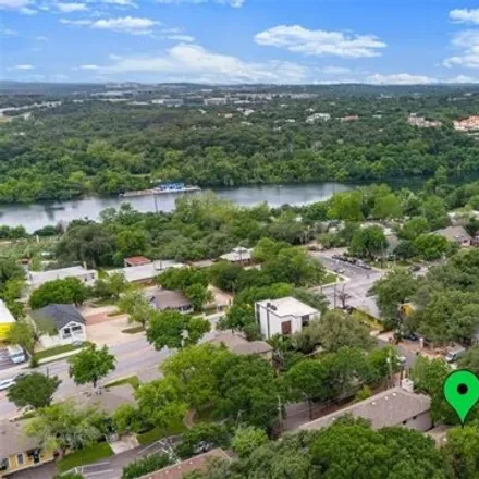 Image 4 - 509 Upson St, Austin, Texas, 78703 - House for sale