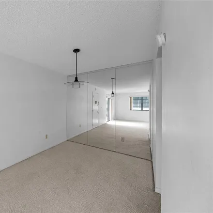 Image 7 - 7975 Southwest 86th Street, Kendall, FL 33143, USA - Condo for rent