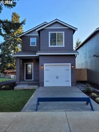 Buy this 3 bed house on 6103 Northeast 70th Street in Vancouver, WA 98661