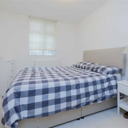 Rent this 1 bed apartment on 17 Fawcett Street in London, SW10 9EZ