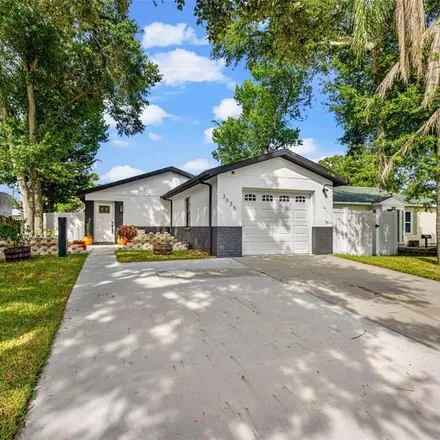 Image 3 - 3635 Haines Road North, Saint Petersburg, FL 33704, USA - House for sale