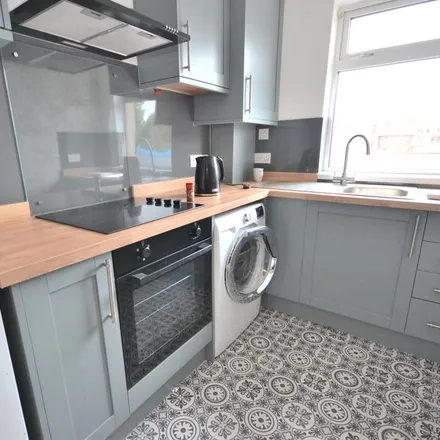 Rent this 1 bed apartment on Holderness Road in Hull, HU8 8JP